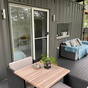 424 Trees Tiny Guest house